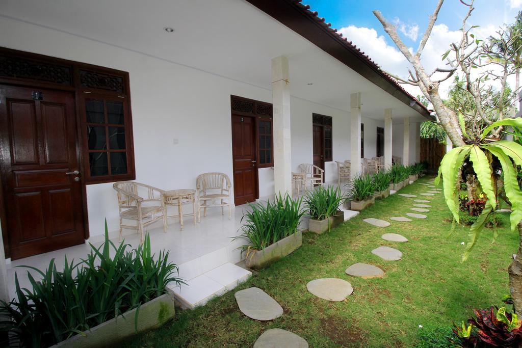 Andy Guesthouse Canggu  Bagian luar foto