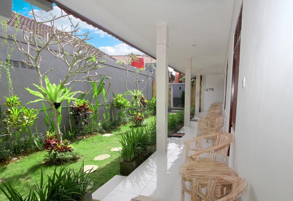 Andy Guesthouse Canggu  Bagian luar foto