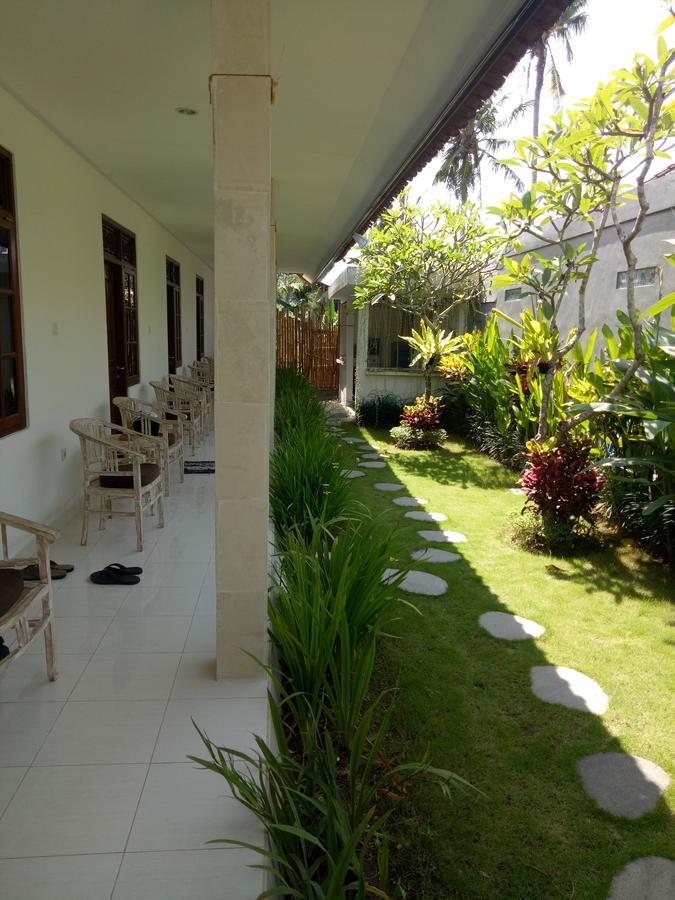 Andy Guesthouse Canggu  Bagian luar foto