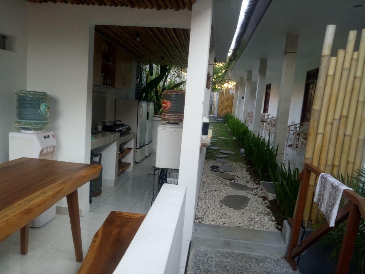 Andy Guesthouse Canggu  Bagian luar foto